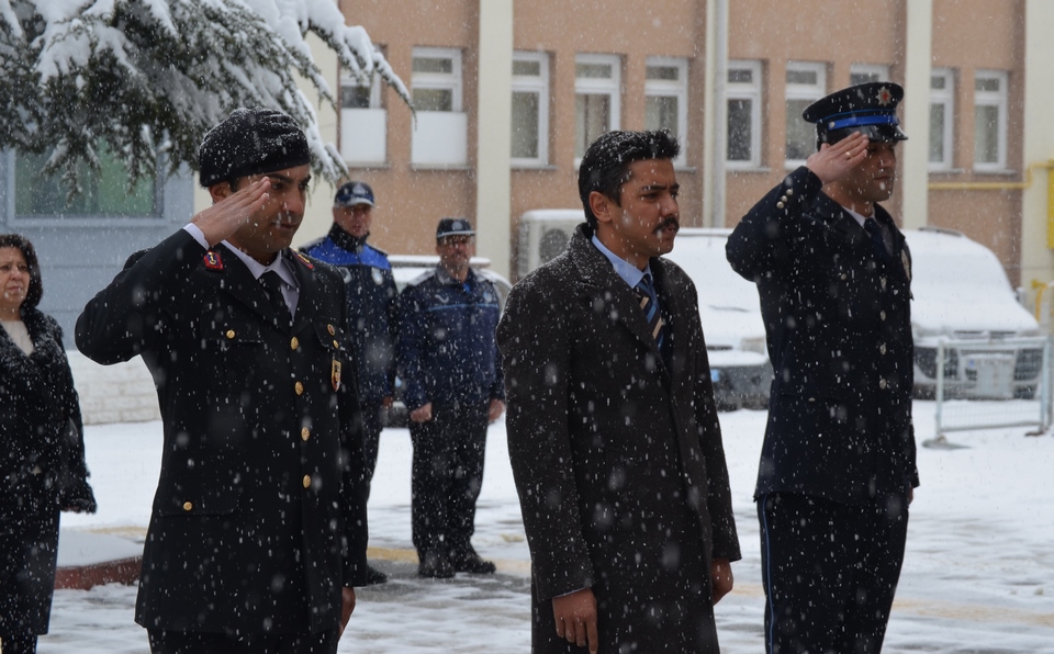 18 Mart Çanakkale Zaferi Çelenk Sunma Töreni img 4